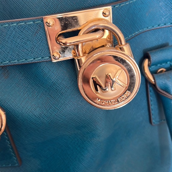 Authentic Michael Kors purse OBO - Picture 3 of 8